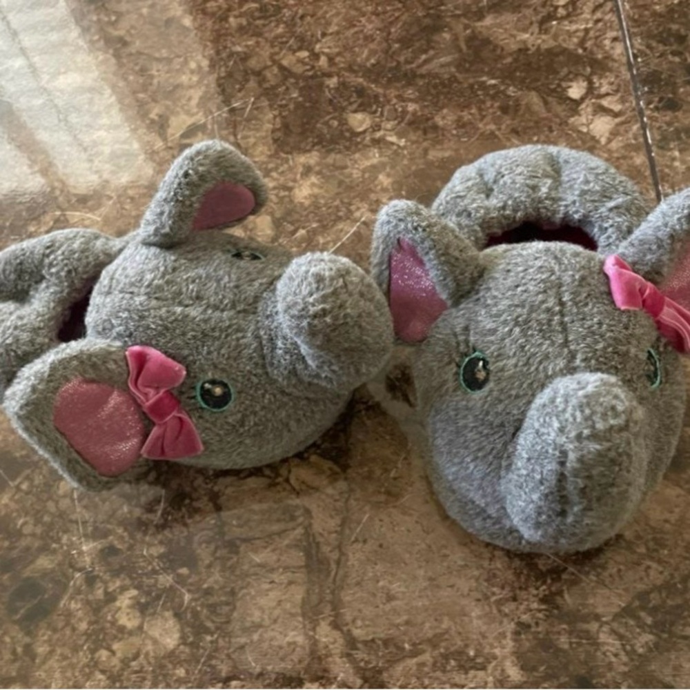 Stride Rite Gray Elephant Plush Slippers for Kids